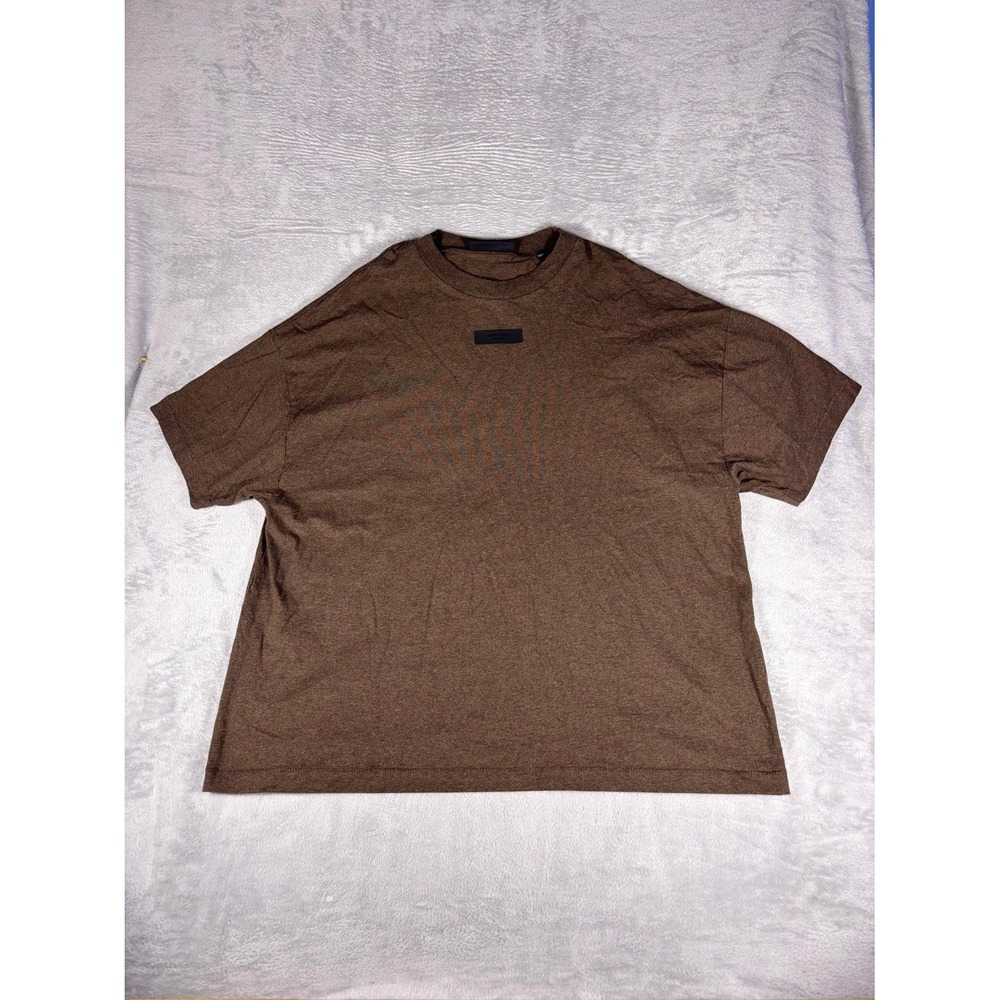 Fear of God Essentials Core Collection Boxy T-Shirt Mens XL Brown Logo Patch